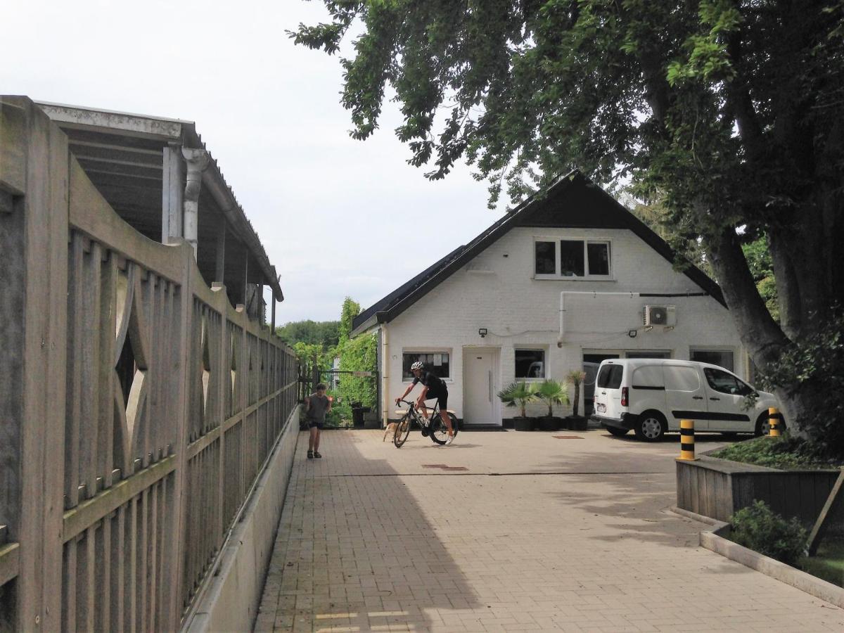 阿尔斯特格诺特住宿加早餐旅馆 外观 照片